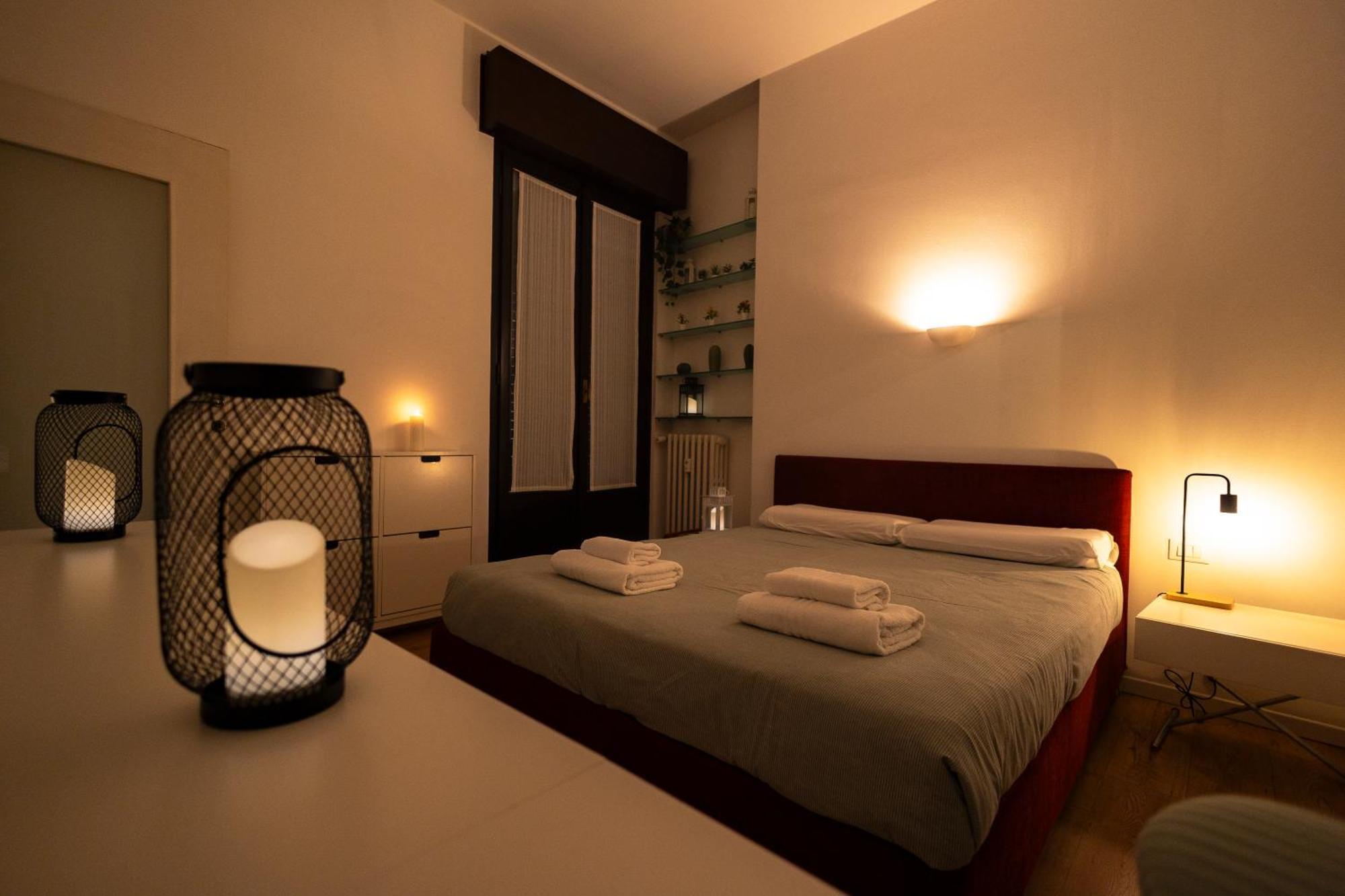 The Lantern Flat - Darsena Area Milão Exterior foto